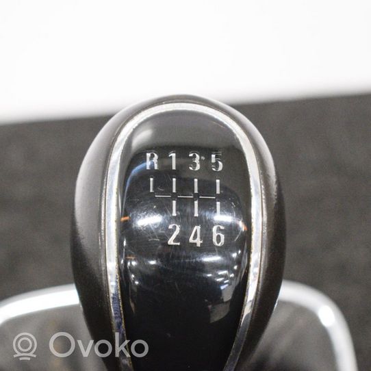 Opel Insignia A Pavarų perjungimo svirties apdaila (oda, bumbulas) 55563840