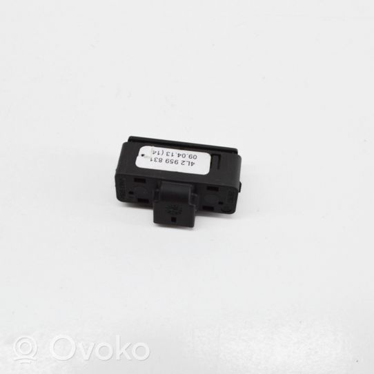 Audi Q7 4L Tailgate/boot open switch button 4L2959831