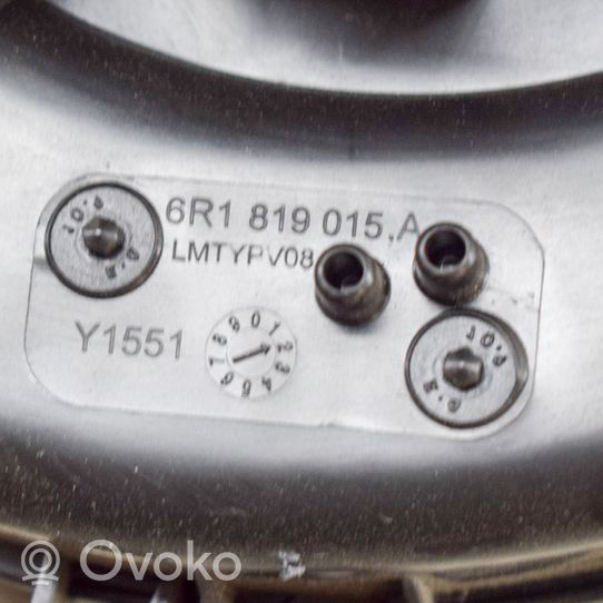 Skoda Fabia Mk3 (NJ) Lämmittimen puhallin 6R1819015A