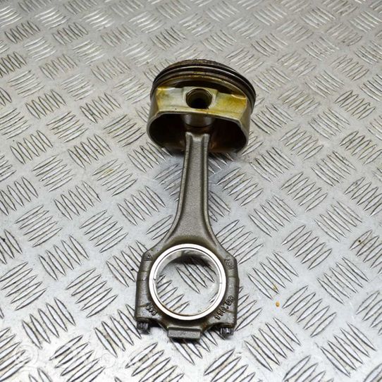 Porsche Panamera (970) Piston 94810301922