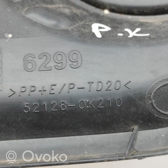 Toyota Hilux (AN120, AN130) Kratka dolna zderzaka przedniego 521280K210