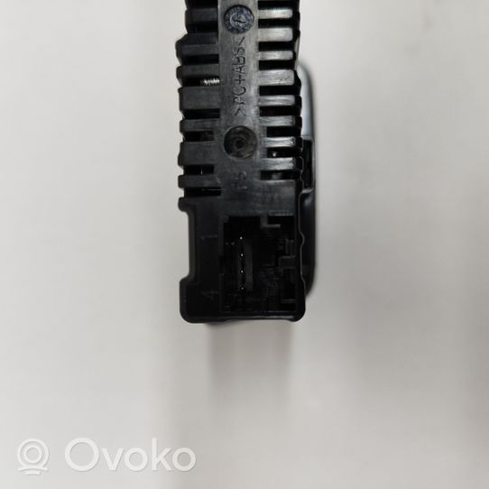 Volkswagen T-Roc USB-pistokeliitin 2G6035954