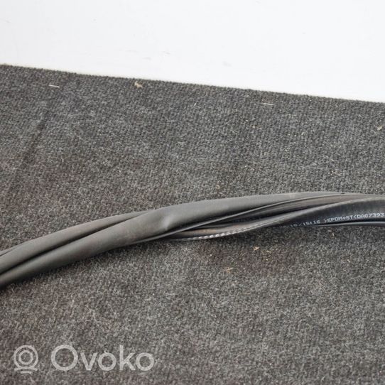 Volkswagen Golf VII Gummidichtung Tür hinten 5G6867913B