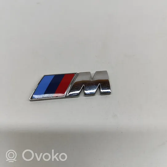 BMW 1 F40 Logos, emblème, badge d’aile 8058881