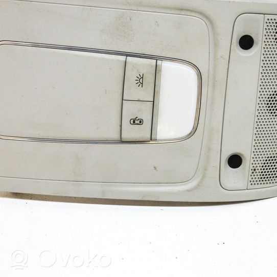 Audi Q3 8U Éclairage lumière plafonnier avant 8X0951177A