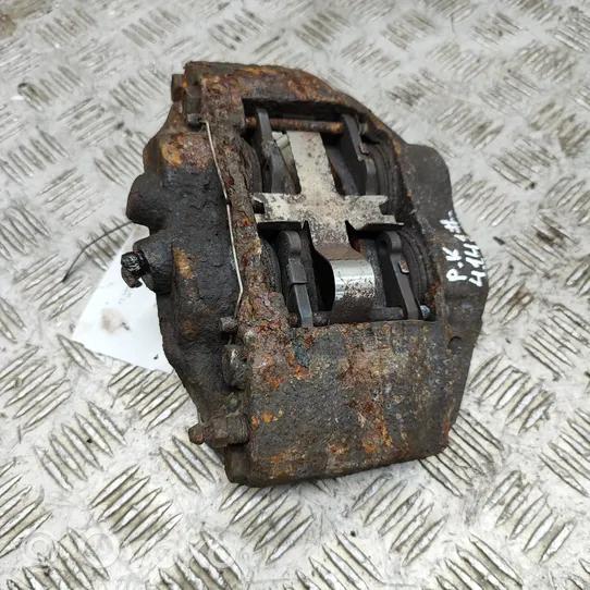 Toyota Hilux (AN10, AN20, AN30) Bremssattel vorne 477500K071