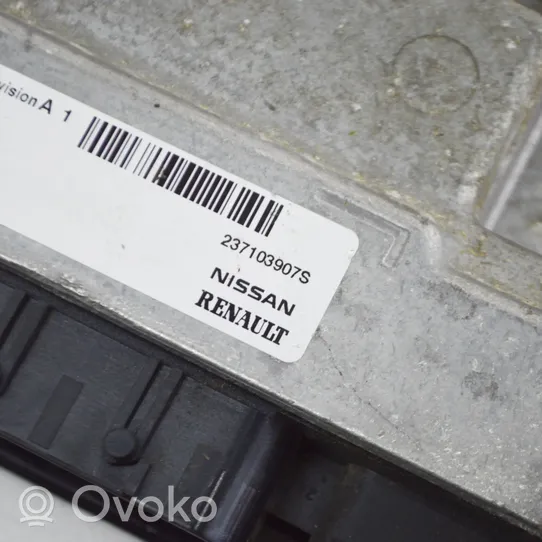 Opel Movano B Sterownik / Moduł ECU 237103906S