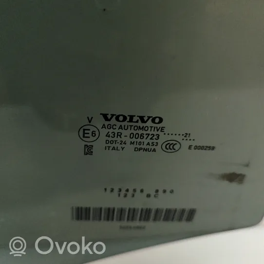 Volvo XC40 Takaoven ikkunalasi 32244802