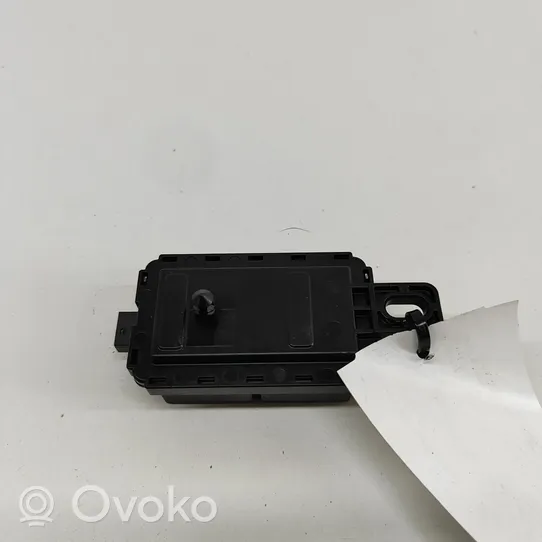 BMW 2 F45 Door central lock control unit/module 8706502