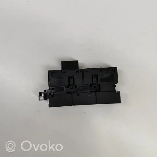 Volkswagen Golf VII Parking (PDC) sensor switch 5G1927238E