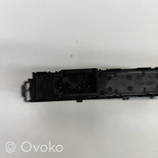 Volkswagen Golf VII Parking (PDC) sensor switch 5G1927238E