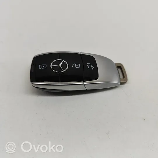 Mercedes-Benz E W213 Virta-avain/kortti A2229059610