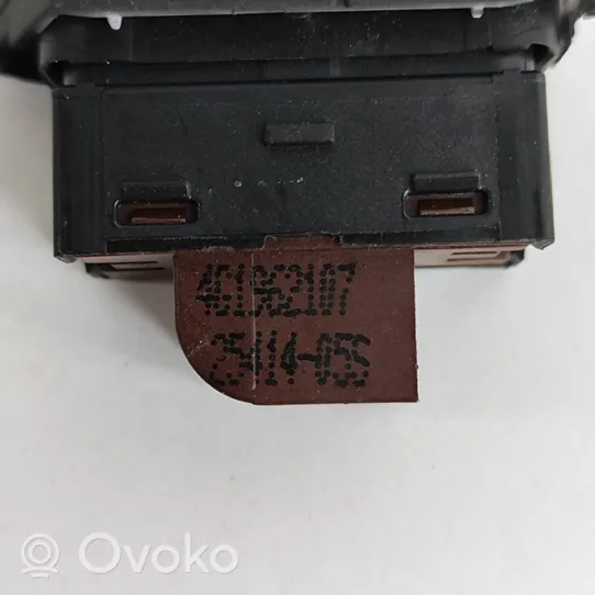 Audi A6 S6 C7 4G Interruttore a pulsante della chiusura centralizzata 4G1962107