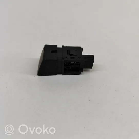 Nissan Qashqai Hazard light switch 252904BA0A