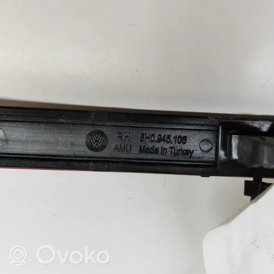 Volkswagen Golf VIII Riflettore fanale posteriore 5H0945106