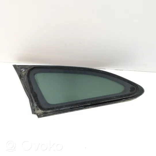 Mazda 6 Fenêtre latérale avant / vitre triangulaire GHP962950