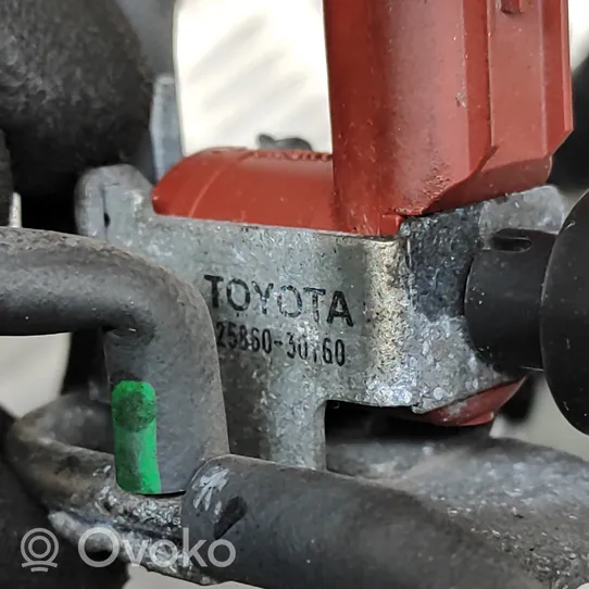 Toyota Land Cruiser (J150) Valvola centrale del freno 2586030160