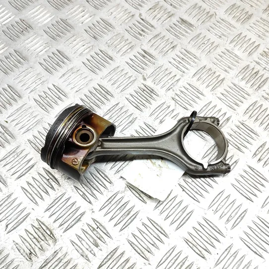 Volkswagen Golf VIII Piston 04E198401AE