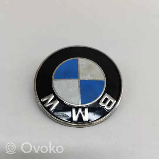 BMW 5 G30 G31 Logo, emblème de fabricant 7463715