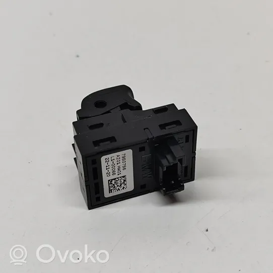 BMW 2 F44 Electric window control switch 7950756