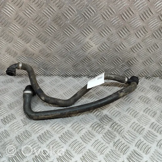 BMW 1 E82 E88 Engine coolant pipe/hose 7797260