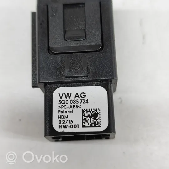 Skoda Yeti (5L) Câble adaptateur AUX 5Q0035724