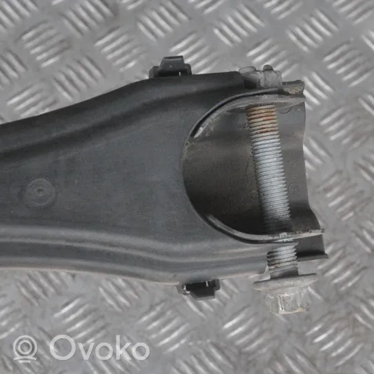 Mercedes-Benz A W176 Triangle bras de suspension supérieur arrière 