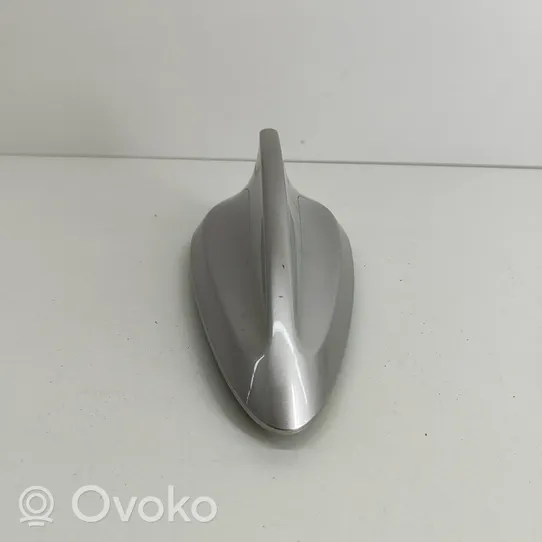 BMW 5 G30 G31 Copertura dell’antenna tetto (GPS) 9371344