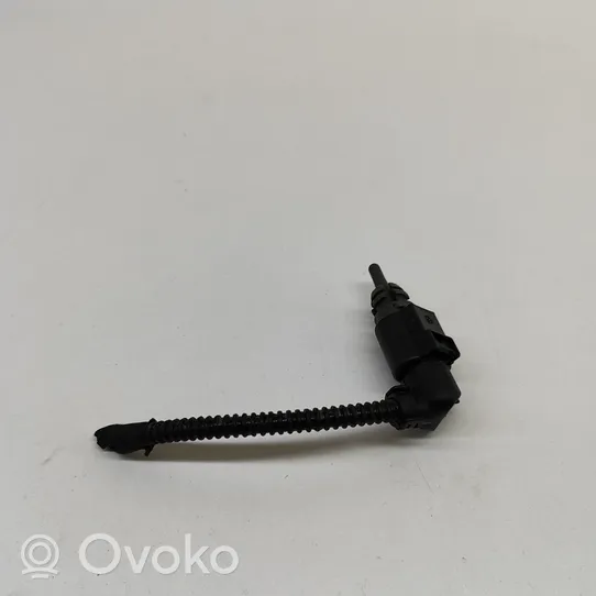 Volkswagen Amarok Czujnik temperatury zewnętrznej 8K0973702