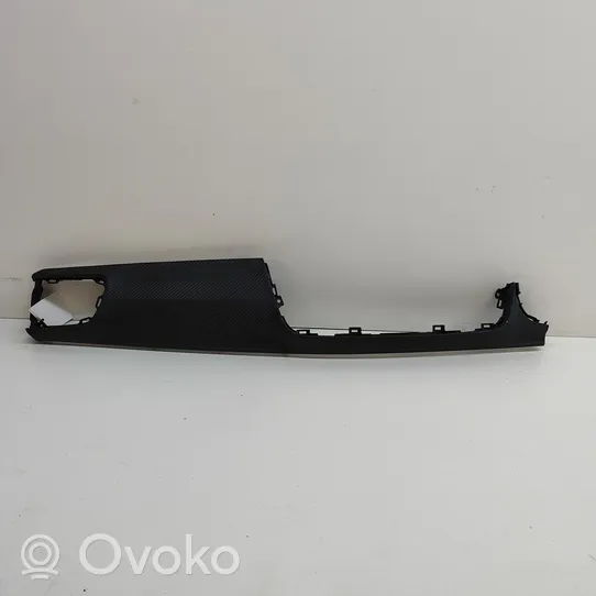 KIA Stonic Dekoratyvinė apdailos juostelė 84721H8RB0