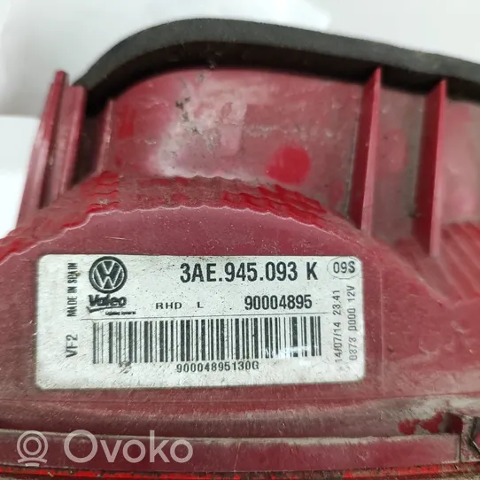 Volkswagen PASSAT B7 Galinis žibintas dangtyje 3AE945093K