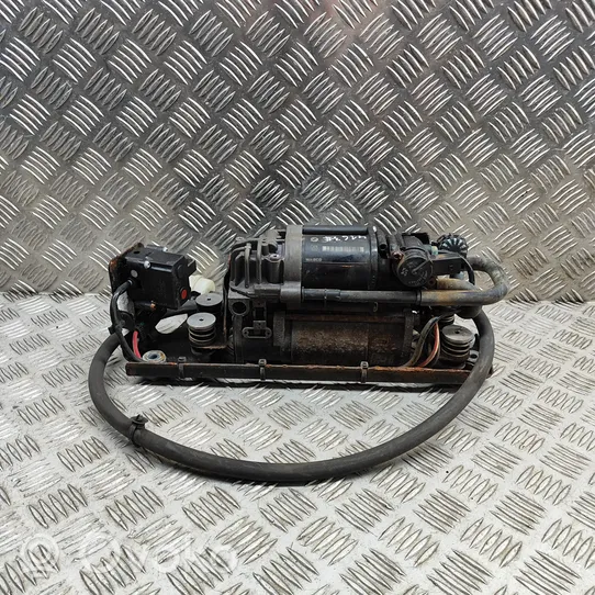 BMW 5 F10 F11 Air suspension compressor/pump 6794455