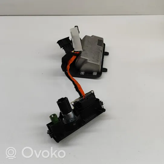 Skoda Superb B8 (3V) Convertisseur / inversion de tension inverseur 5Q0907155B