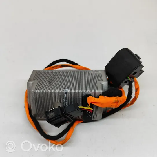 Volkswagen Touareg II Convertisseur / inversion de tension inverseur 7P6907155C