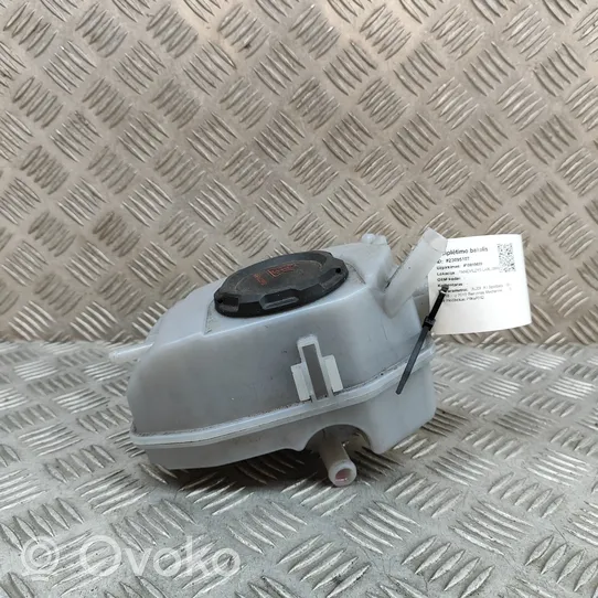 Audi A1 Zbiornik wyrównawczy chłodziwa 2Q0121407B