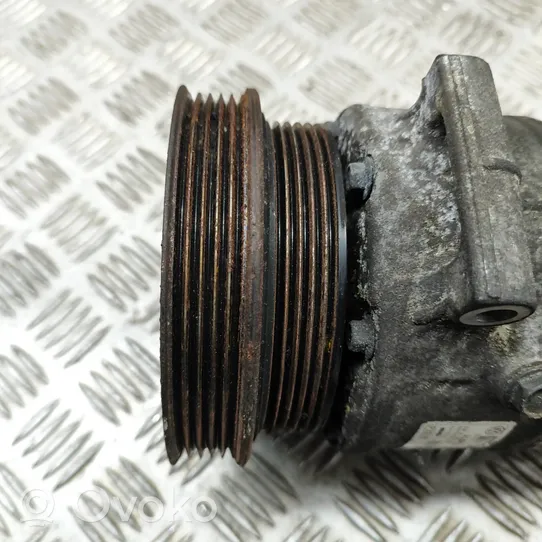 Audi Q3 8U Ilmastointilaitteen kompressorin pumppu (A/C) 1K0820808G