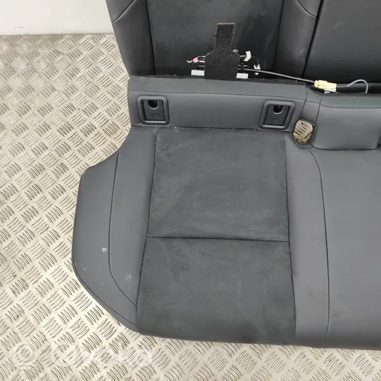 Lexus UX Tapicerka / Komplet 7161176020