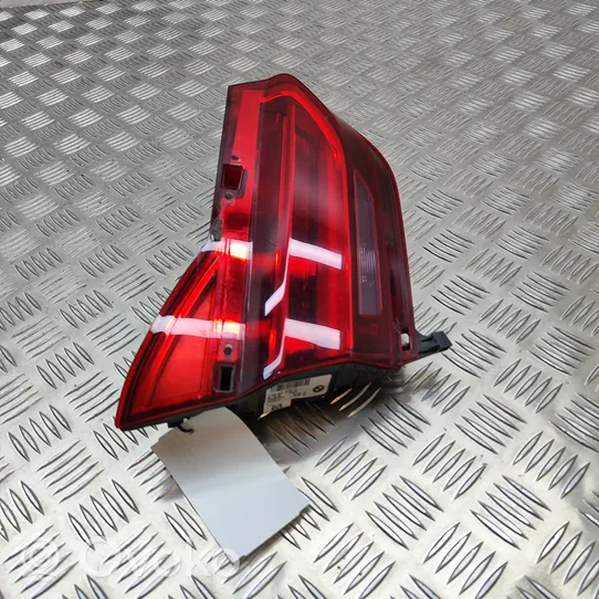 BMW 7 G11 G12 Lampy tylnej klapy bagażnika 7342967