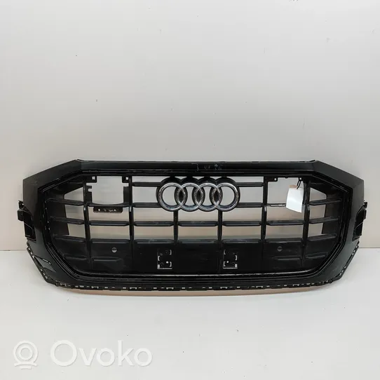 Audi Q8 Atrapa chłodnicy / Grill 4M8853651AG