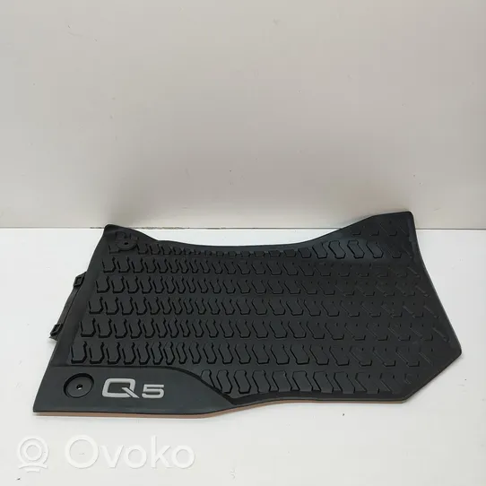 Audi Q5 SQ5 Auton lattiamattosarja 80B061501041