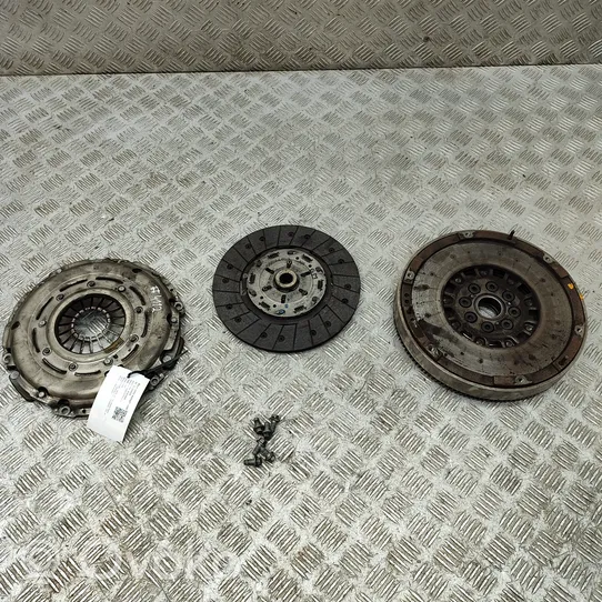 Opel Astra J Clutch set kit 55574450