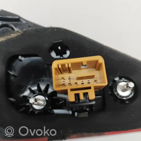 Seat Tarraco Lampy tylnej klapy bagażnika 5FJ945308A