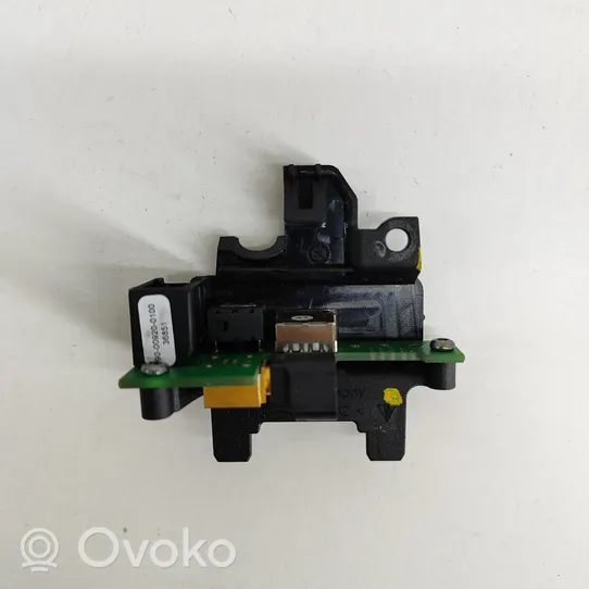 Porsche Cayenne (92A) Câble adaptateur AUX 7PP035727B