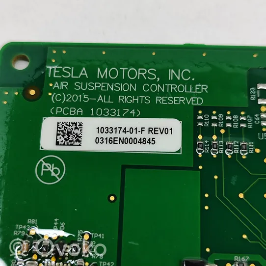 Tesla Model X Sterownik / Moduł tylnego zawieszenia pneumatycznego 103317401F