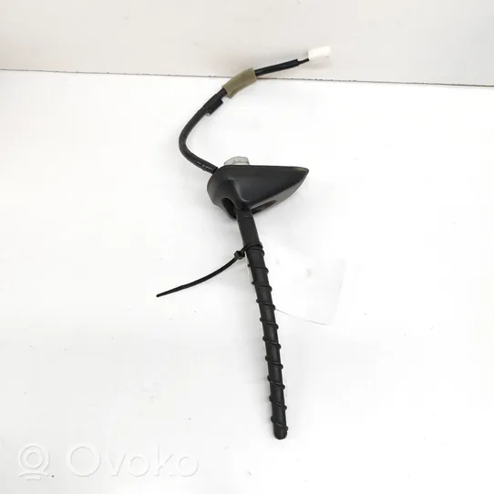 Toyota Hilux (AN120, AN130) Antenna GPS 863000K260