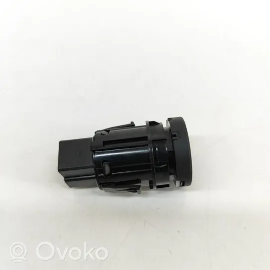 Ford Focus Bouton poussoir de démarrage du moteur NX7T14C376AB