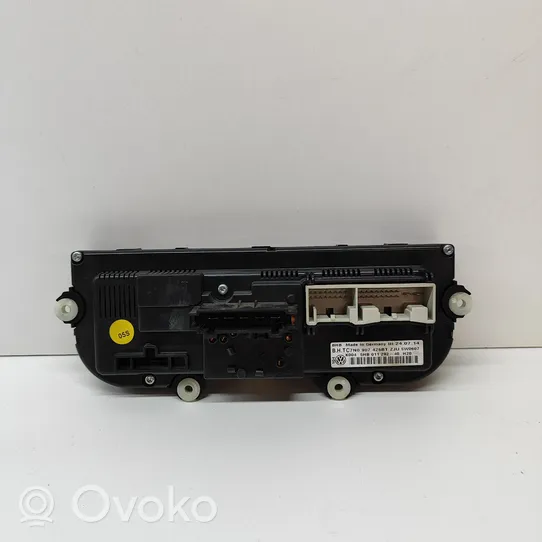 Volkswagen PASSAT B7 Przełącznik / Włącznik nawiewu dmuchawy 5HB011292