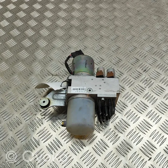 Mercedes-Benz E A207 Pompe hydraulique de toit convertible A2078000030