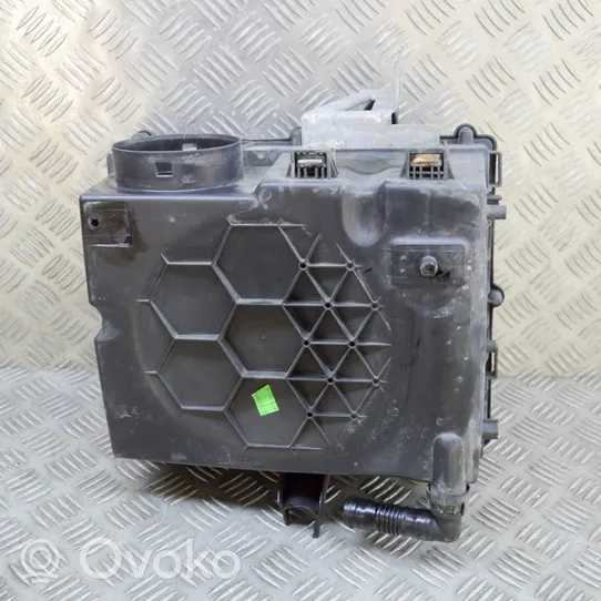 Volkswagen Amarok Air filter box 2H6129607