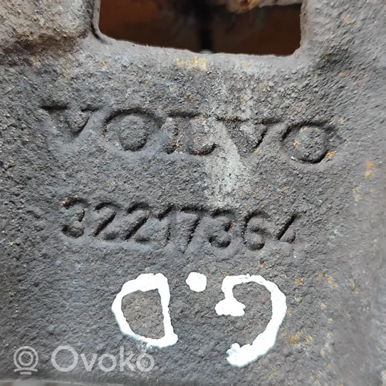 Volvo XC90 Tylny zacisk hamulcowy 32217364